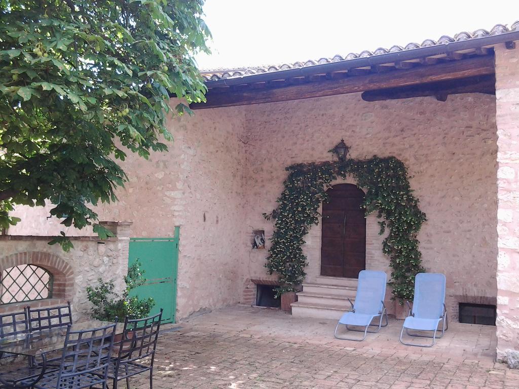 La Palombaia Guest House Spoleto Luaran gambar
